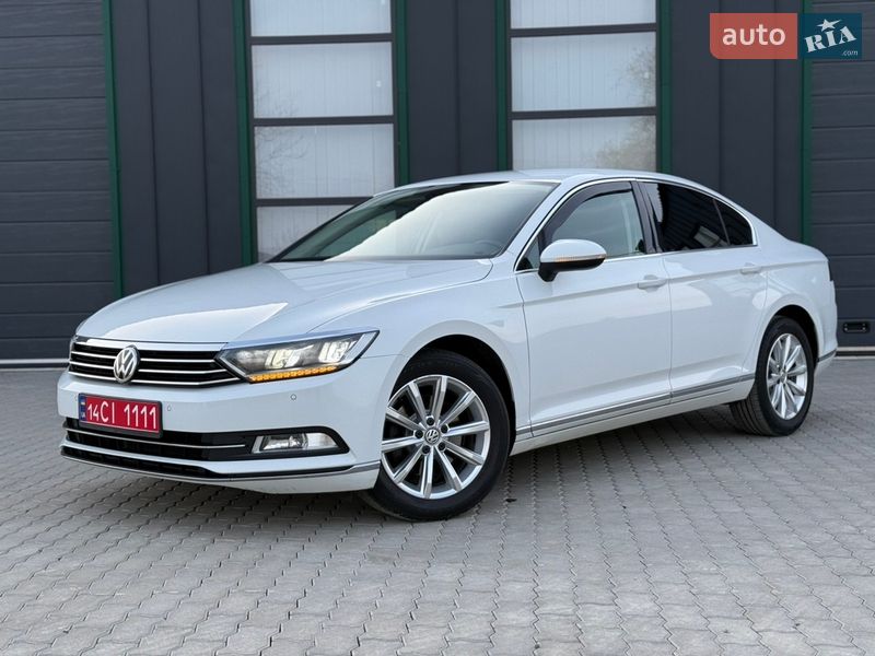 Седан Volkswagen Passat 2016 в Калуші