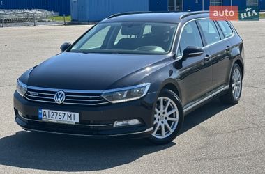 Універсал Volkswagen Passat 2017 в Києві