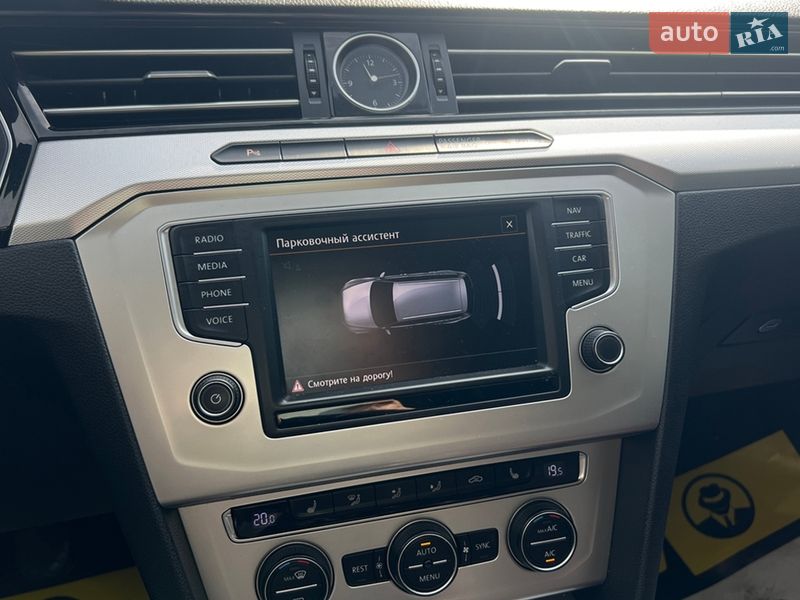 Универсал Volkswagen Passat 2015 в Ивано-Франковске