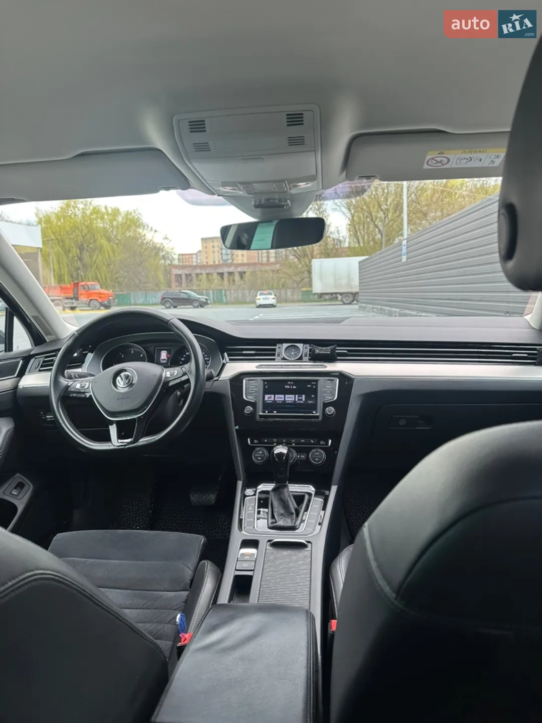 2017 Volkswagen Passat - мініатюра 20