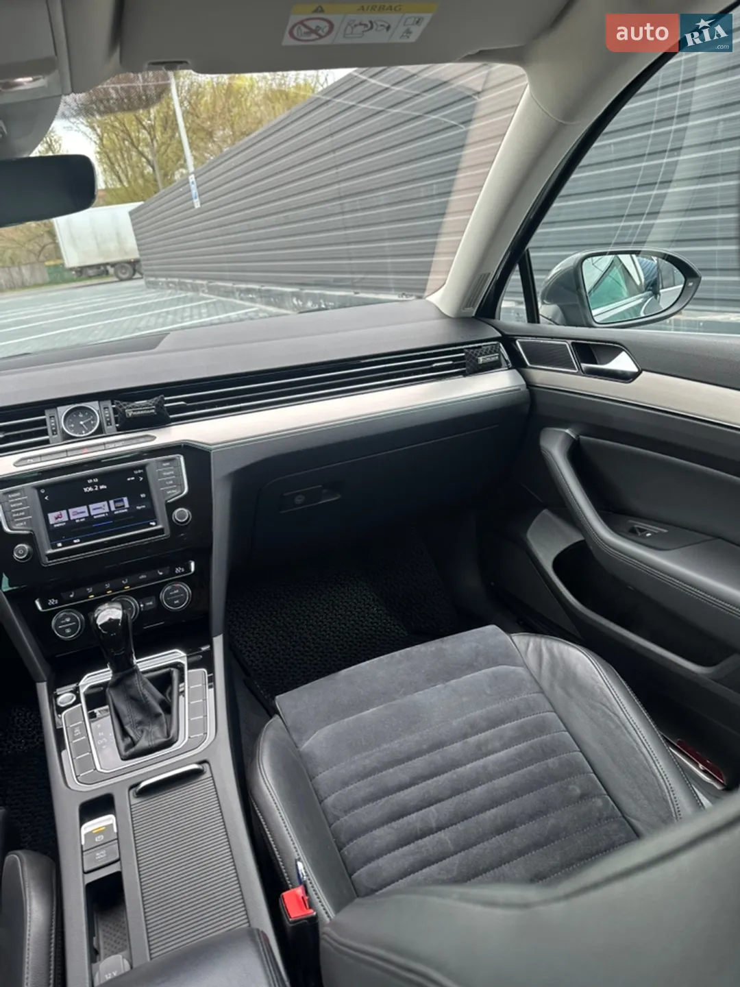 2017 Volkswagen Passat - мініатюра 21