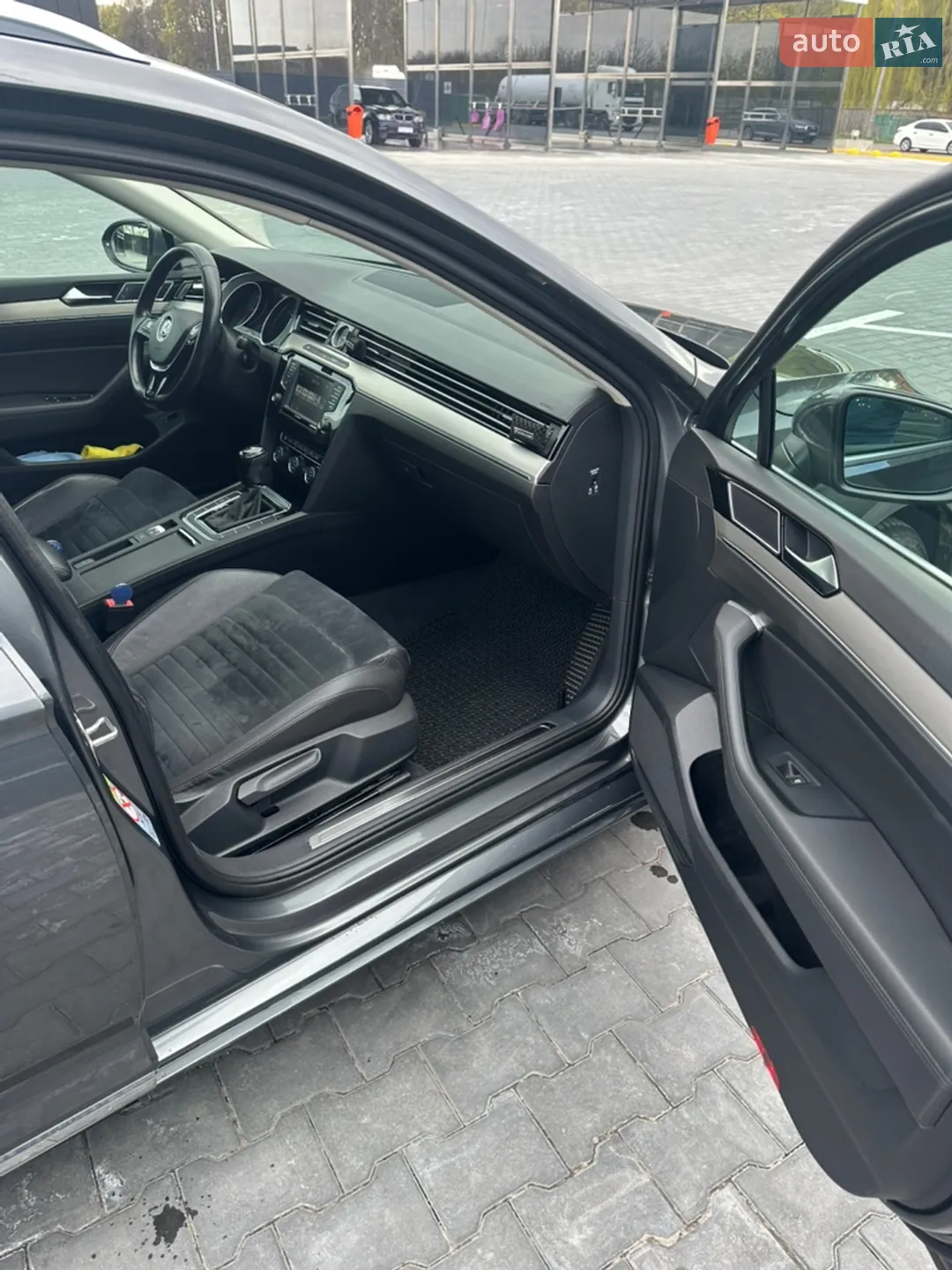 2017 Volkswagen Passat - мініатюра 23
