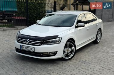 Седан Volkswagen Passat 2013 в Рівному