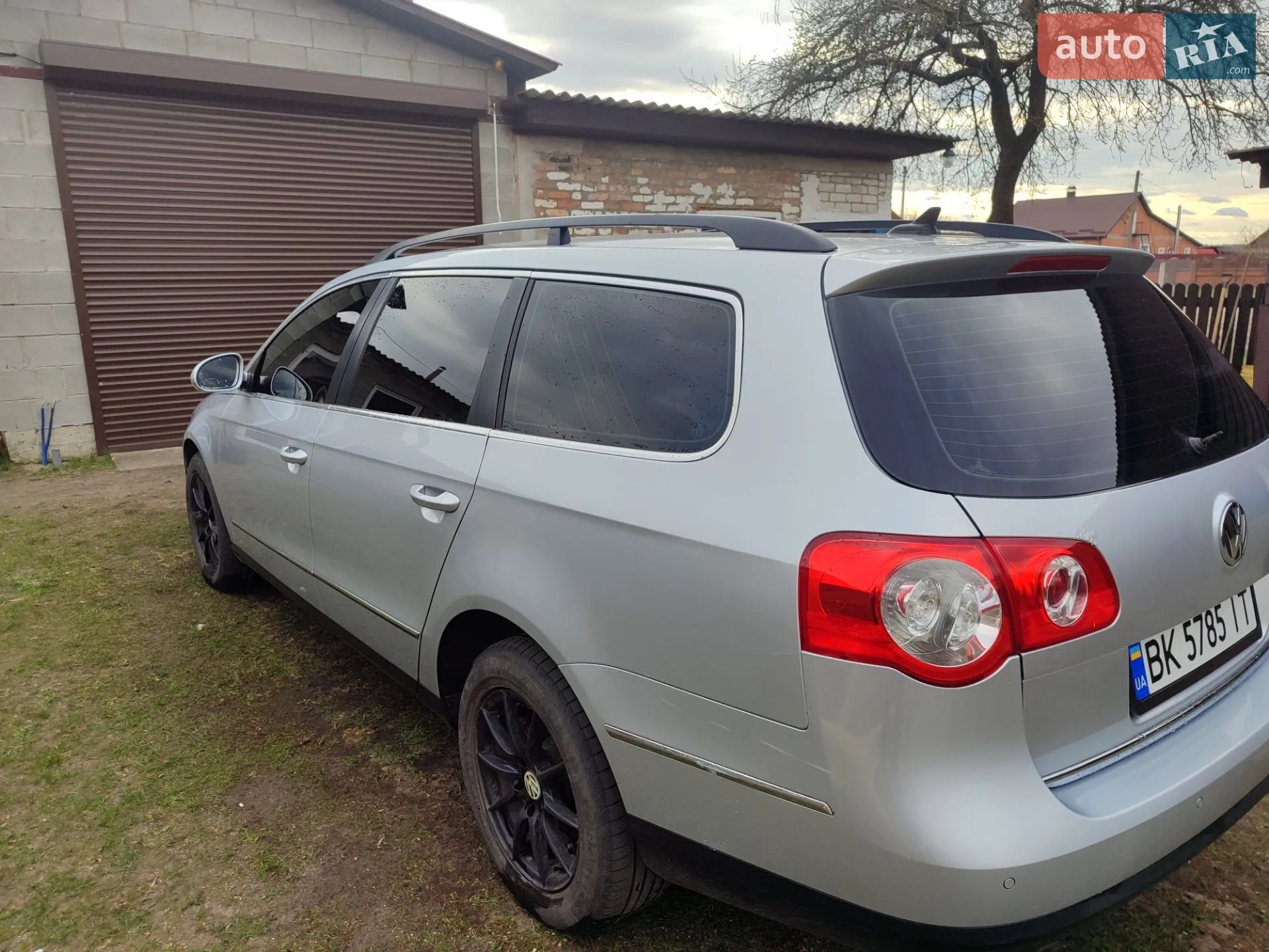 2010 Volkswagen Passat - мініатюра 6