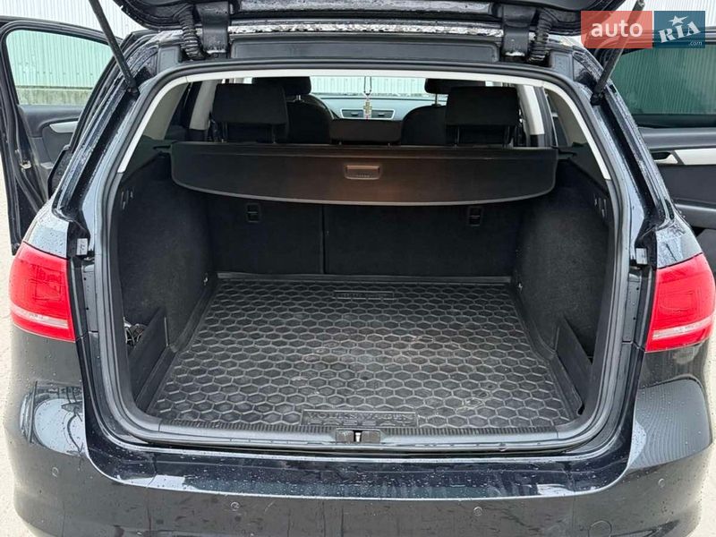 Универсал Volkswagen Passat 2012 в Снятине