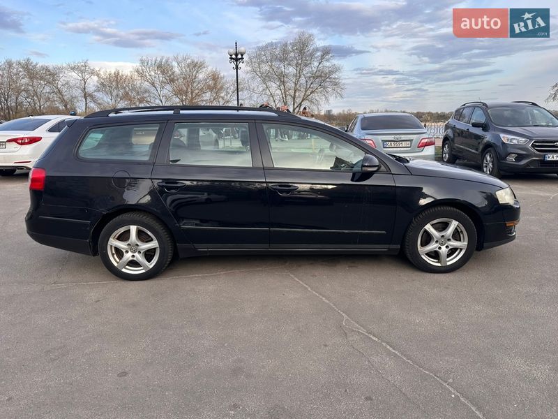 Универсал Volkswagen Passat 2005 в Киеве