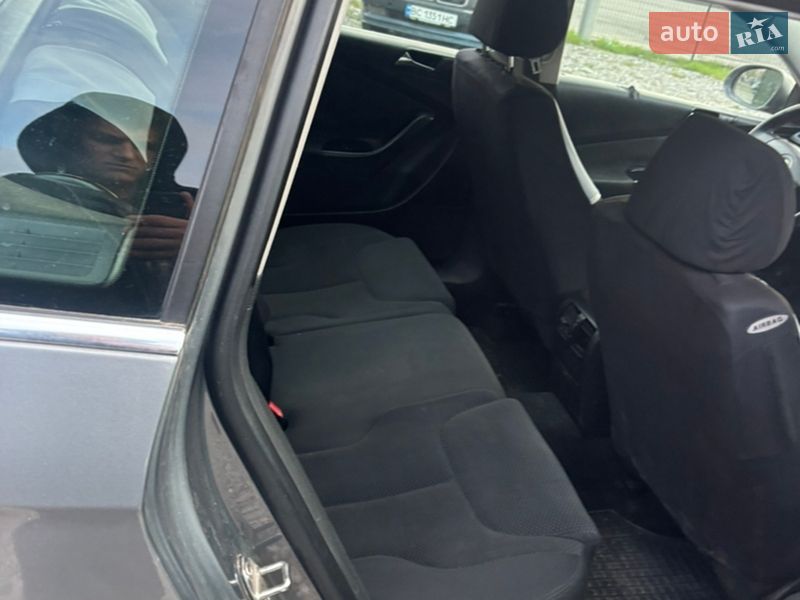 Универсал Volkswagen Passat 2006 в Киеве