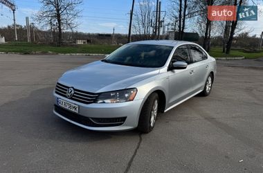 Седан Volkswagen Passat 2013 в Валках