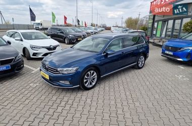 Універсал Volkswagen Passat 2022 в Вінниці