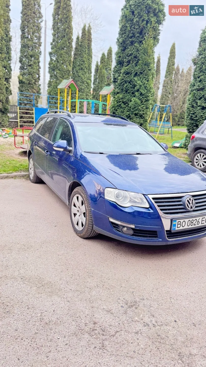 2010 Volkswagen Passat - мініатюра 7