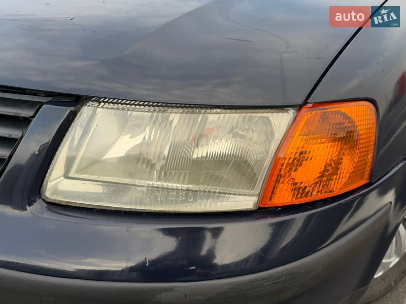 Универсал Volkswagen Passat 1999 в Ровно