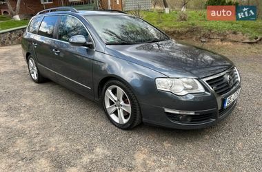 Универсал Volkswagen Passat 2010 в Луцке