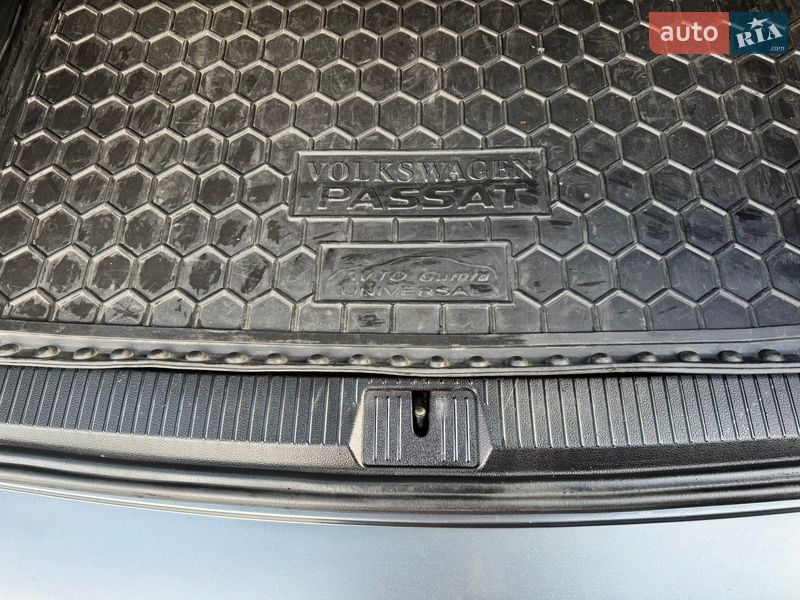 Универсал Volkswagen Passat 2015 в Звягеле