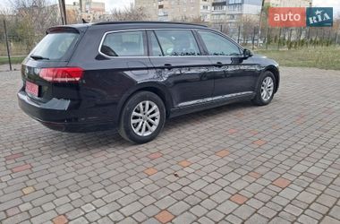 Універсал Volkswagen Passat 2018 в Володимирі