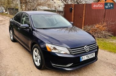 Седан Volkswagen Passat 2012 в Чернігові