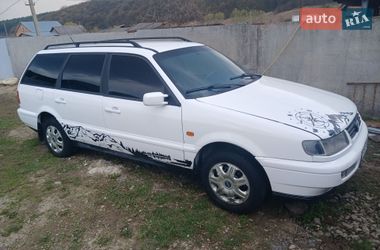 Универсал Volkswagen Passat 1995 в Монастыриске