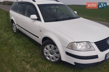 Универсал Volkswagen Passat 2002 в Ахтырке