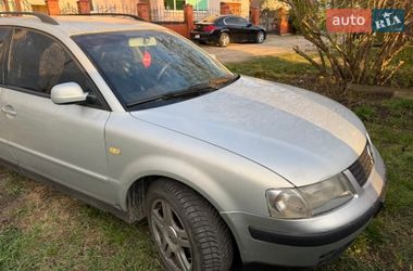Універсал Volkswagen Passat 1999 в Ізяславі