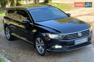 Универсал Volkswagen Passat 2014 в Житомире