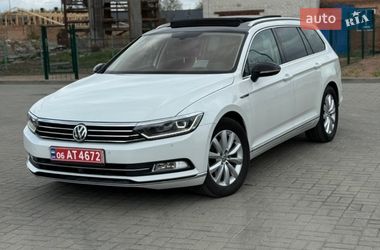 Универсал Volkswagen Passat 2016 в Житомире