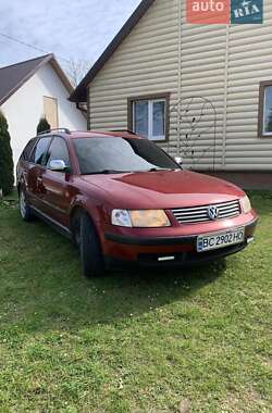 Універсал Volkswagen Passat 1998 в Самборі