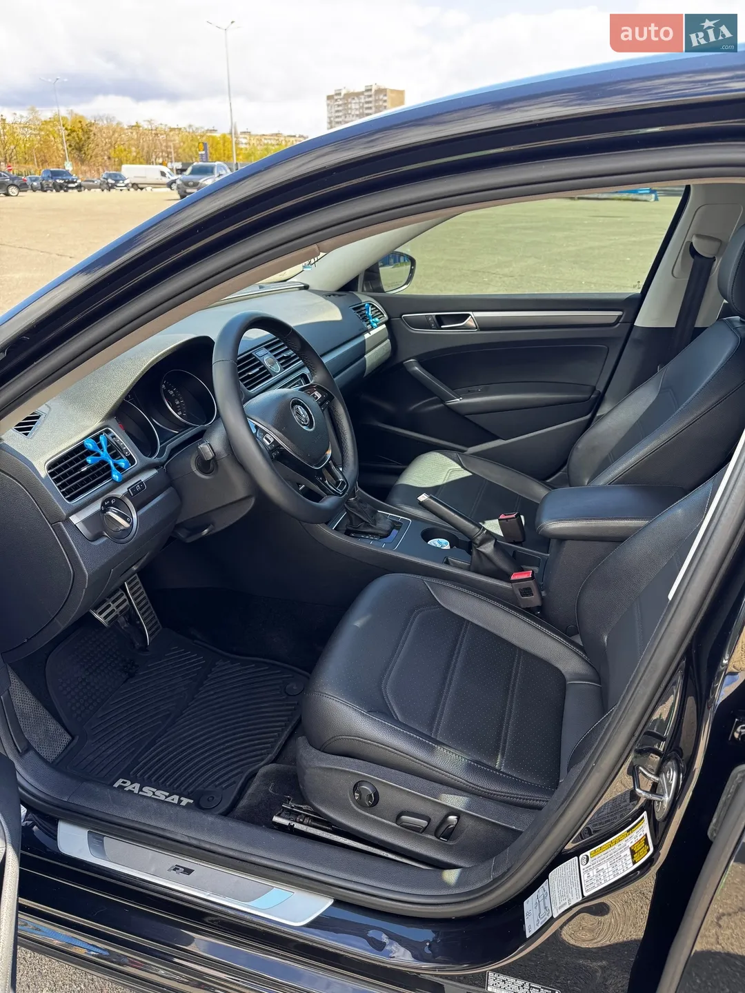 2017 Volkswagen Passat - мініатюра 16
