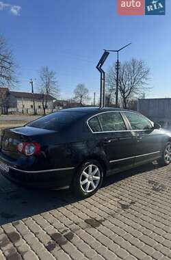 Седан Volkswagen Passat 2008 в Коростене