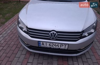 Седан Volkswagen Passat 2012 в Броварах
