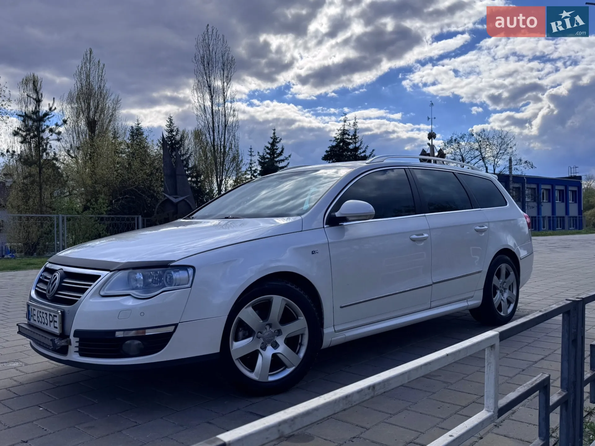 2010 Volkswagen Passat - мініатюра 4