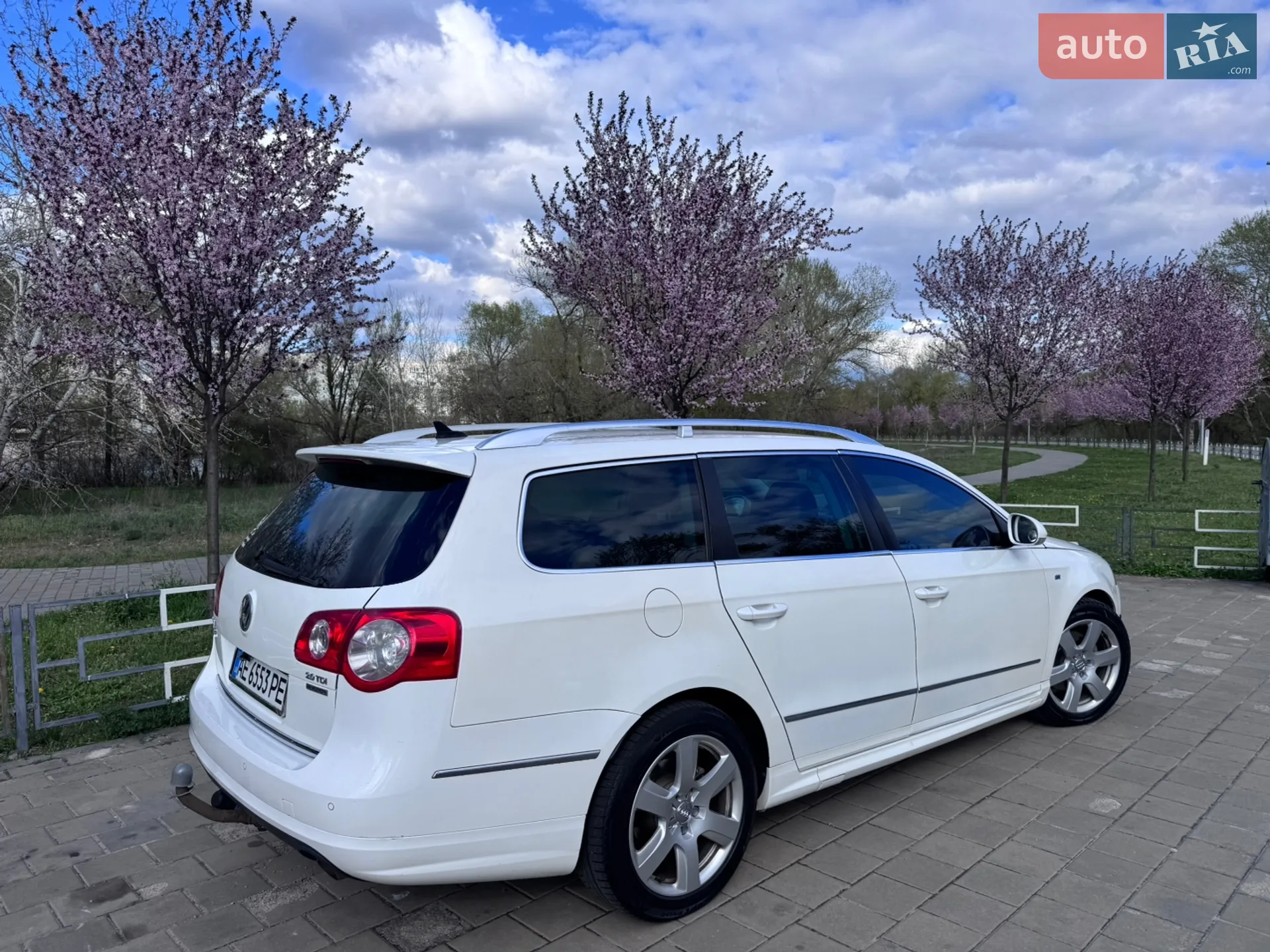 2010 Volkswagen Passat - мініатюра 9