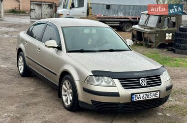 Седан Volkswagen Passat 2004 в Кропивницком