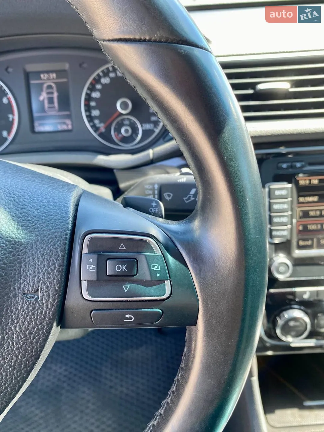 2011 Volkswagen Passat - мініатюра 38