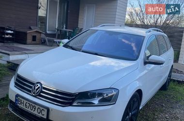 Универсал Volkswagen Passat 2012 в Одессе