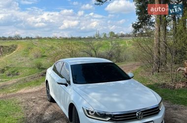 Седан Volkswagen Passat 2016 в Кропивницькому