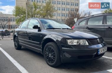 Седан Volkswagen Passat 2000 в Черкассах