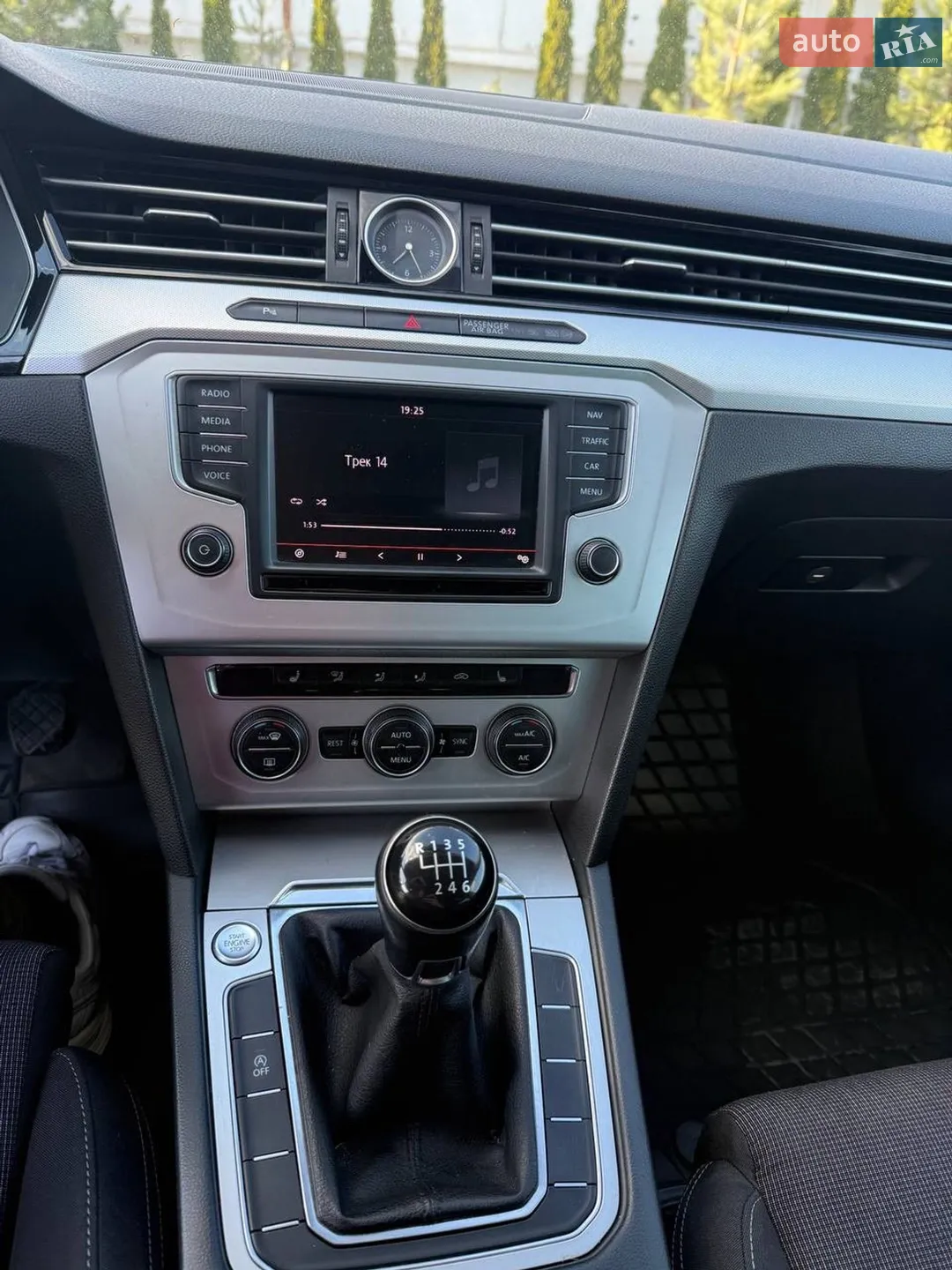 2015 Volkswagen Passat - мініатюра 12