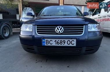 Седан Volkswagen Passat 2004 в Львове