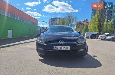 Універсал Volkswagen Passat 2016 в Рівному