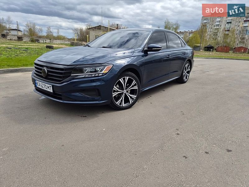Volkswagen Passat 2021