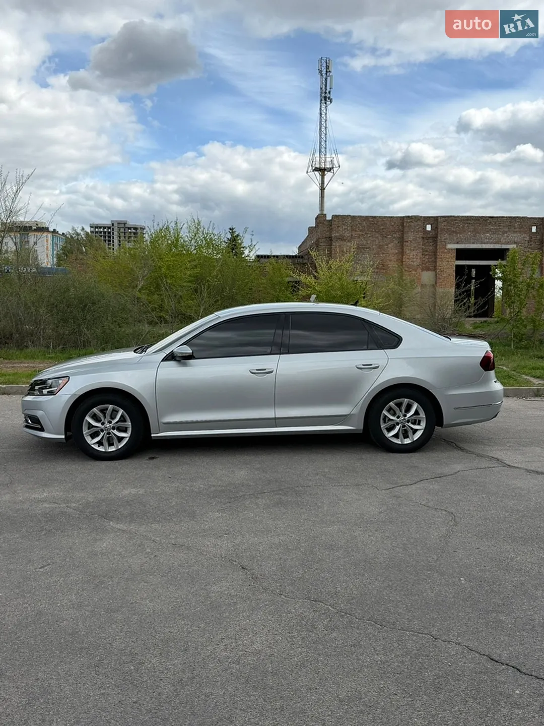 2015 Volkswagen Passat - мініатюра 3