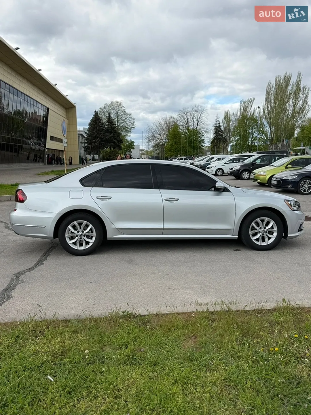 2015 Volkswagen Passat - мініатюра 2