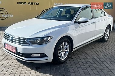 Седан Volkswagen Passat 2017 в Рівному