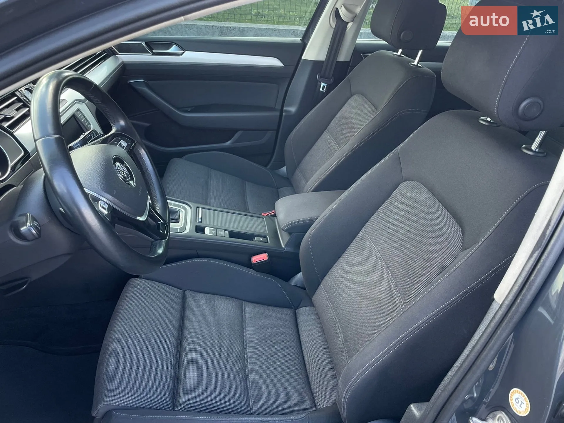 2016 Volkswagen Passat - мініатюра 18