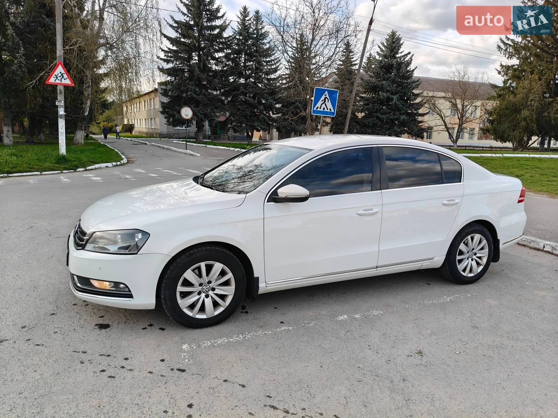 2013 Volkswagen Passat - мініатюра 2