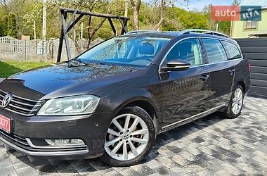 Универсал Volkswagen Passat 2011 в Ровно