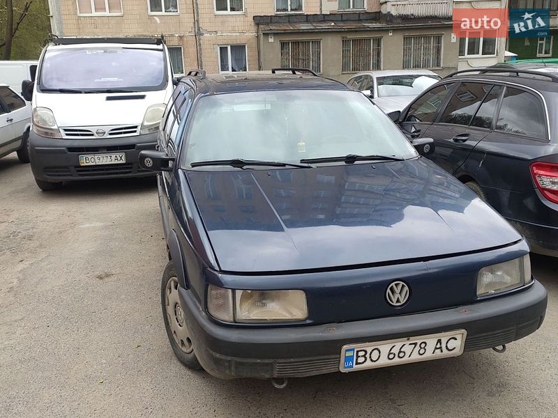 Volkswagen Passat 1990