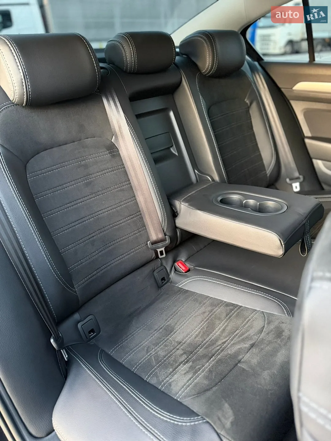2018 Volkswagen Passat - мініатюра 10