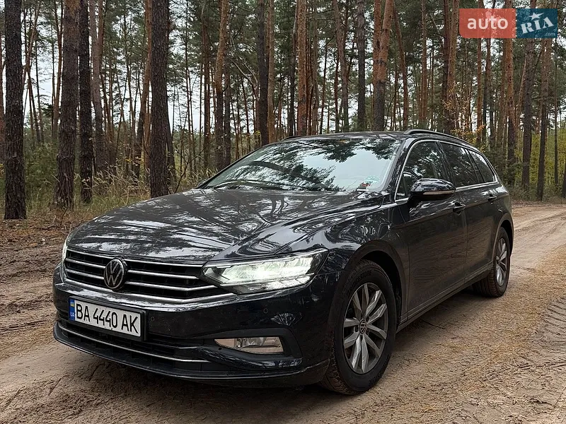 Volkswagen Passat 2023