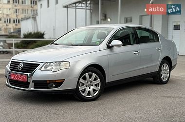 Седан Volkswagen Passat 2008 в Виннице