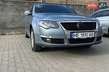 Універсал Volkswagen Passat 2009 в Мукачевому